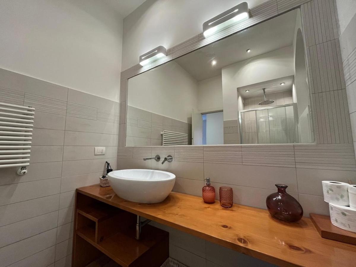 La Dolce Vita - Luxury Colosseum Boutique Apartment Рим Екстер'єр фото