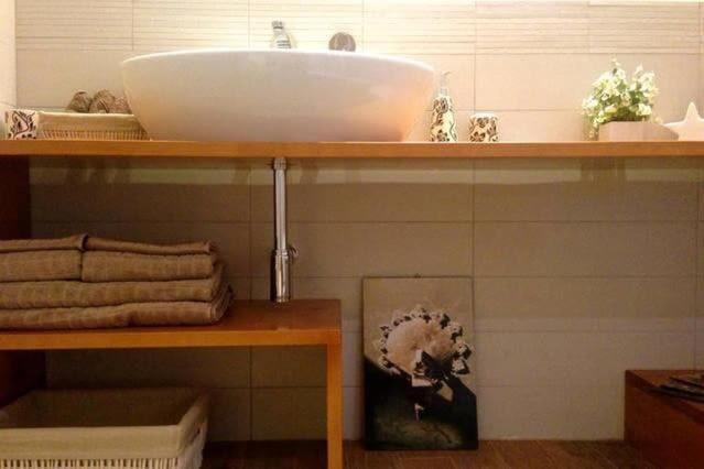 La Dolce Vita - Luxury Colosseum Boutique Apartment Рим Екстер'єр фото